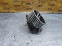 Моторчик печки QSOO8E Mazda 3