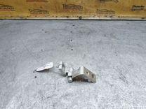 Петля двери задней левой FS4C49 Volkswagen Passat