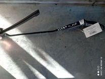 Щеткодержатель (поводок стеклоочистителя, дворник) D7UORV Audi 80 купить