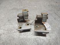 Петля двери задней правой L3D1T9 Peugeot 306 купить с доставкой