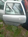 Стекло двери задней левой 3E8390 Opel Vectra