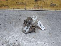 Замок капота UM53JE Renault Megane