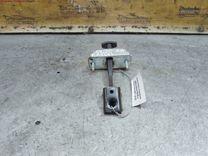 Ограничитель открывания двери задней GD2RLH Ford Focus - Фото 3