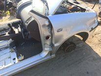 Петля двери передней правой UUAXH4 Volkswagen Polo купить