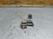 Петля крышки багажника Q01CHC Renault Laguna купить с доставкой