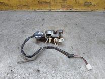 Замок двери передней левой Q4JECN Mazda Premacy - Фото 2