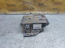 Полка аккумулятора F785D8 Mazda Xedos 6 - Фото 3