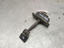 Ограничитель открывания двери передней T0BFE9 Mercedes A W168 - Фото 3