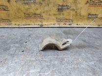 Крепление втулки стабилизатора U1FZE9 Peugeot 406