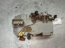 Замок двери передней правой LM5PYA Peugeot 406 купить