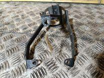 Кронштейн топливного фильтра 7AYBPC Volkswagen Passat купить