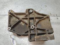 Кронштейн компрессора кондиционера 1MGMT7 Audi A4 - Фото 2