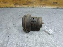 Подушка крепления двигателя 5L0RIG Volkswagen Passat
