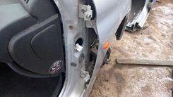 Петля двери передней правой MR5QF0 Peugeot 206 купить