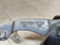 Петля капота AUK484 Mercedes C W202 купить в магазине запчастей бу