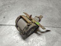 Ремень безопасности задний центральный R98ZEW Renault Scenic RX4