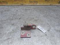 Петля двери передней правой QFV1S8 Peugeot 406 купить