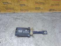 Ограничитель открывания двери задней 60P9ZU Mercedes C W202 купить с доставкой