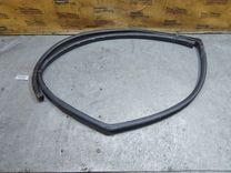 Уплотнитель двери задней левой U66D32 Toyota Avensis купить на авторазборке