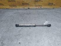 Амортизатор крышки багажника (3-5 двери) DV36V8 Volkswagen Passat