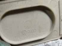 Ручка внутренняя потолочная L01480 Audi 100 купить в магазине запчастей бу