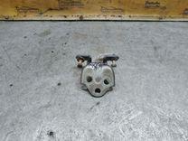 Петля двери передней левой 3AS05W Mitsubishi Carisma купить с доставкой