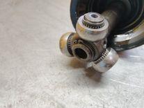 Полуось передняя левая (приводной вал, ШРУС) HGR8UA Renault Scenic купить на авторазборке