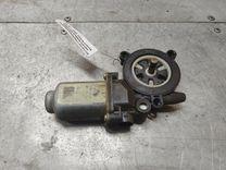 Моторчик стеклоподъемника задний правый 3WVNDD Renault Scenic