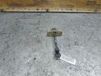 Ограничитель открывания двери передней NS5R7M Toyota Corolla - Фото 4