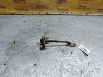 Ограничитель открывания двери задней 3011A3 Renault Scenic