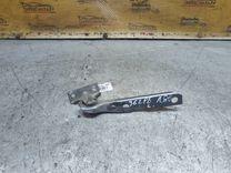 Петля капота левая L8L3OH Audi 80 - Фото 1