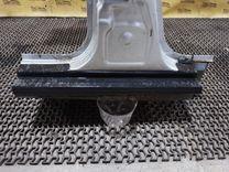 Стойка кузовная центральная правая E952GE Audi 80 undefined