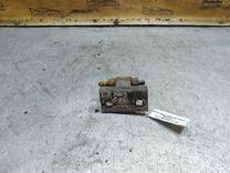 Петля двери передней левой R9XCC3 Volvo S60 купить с доставкой