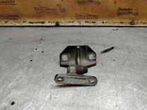 Петля двери передней правой SZHV2B Mercedes A W168 - Фото 4