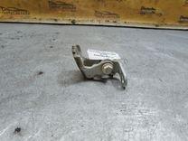 Петля двери передней левой DZ1FCW Skoda Fabia