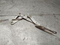 Петля капота правая P4557G Seat Alhambra