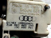 Активатор замка крышки топливного бака 1NSLLD Audi A4 - Фото 4