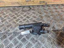 Фланец (тройник) системы охлаждения 1UVN8Z Volkswagen Passat купить