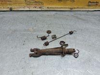 Механизм развода задних тормозных колодок левый HDJ2T9 Renault Megane купить