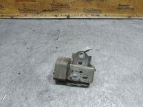 Петля двери передней правой HETKGT Renault Scenic купить в магазине запчастей бу