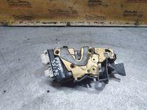 Замок двери передней правой J5CJ54 Peugeot 605 - Фото 1