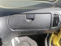Бардачок 947EA8 Citroen Saxo