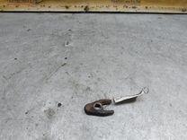 Скоба (кронштейн) крепления форсунки UINQ0Z Renault Laguna