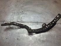 Кронштейн крепления бампера заднего CC4UXA Opel Signum купить в магазине запчастей бу