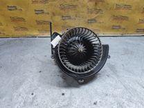 Моторчик печки YTJV5U Opel Zafira