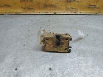 Замок двери задней левой Z5HB21 Renault Scenic