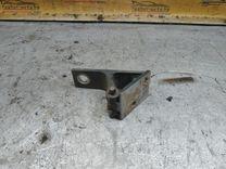 Петля двери передней правой 645VY1 Audi 100 купить