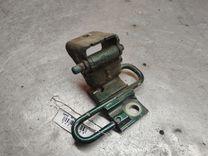 Петля двери задней правой V8KZ63 Volkswagen Golf купить