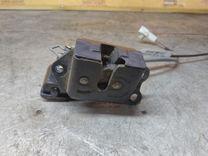 Замок багажника H3U6RK Toyota Corolla Verso - Фото 4