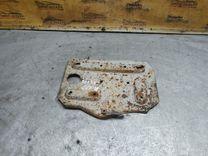 Полка аккумулятора 1DYFMR Rover 600